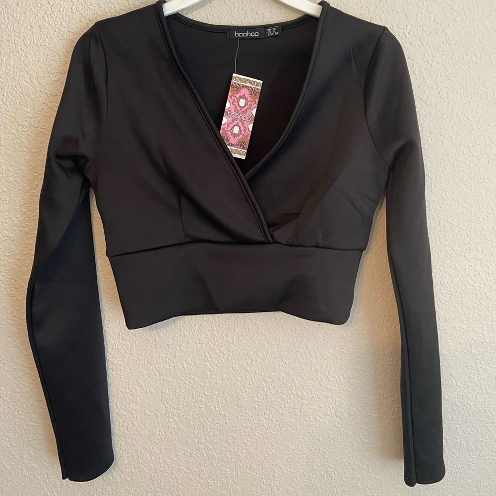 boohoo black crop top